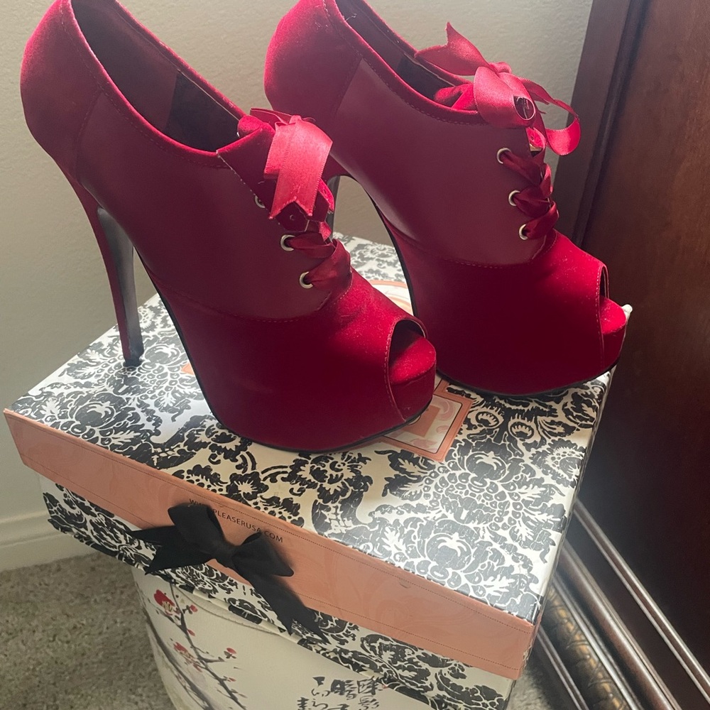 Bordello Stylish Red Heels with High Stiletto and Peep-Toe Design